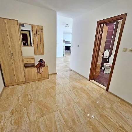 Apartment Wake Up By The Sea - Kabakum